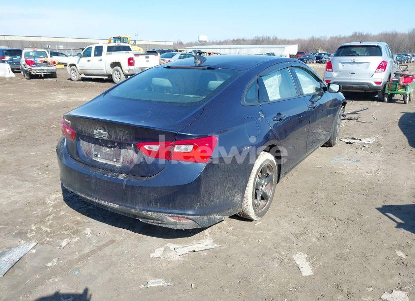 Photo 4 of 2017 Chevrolet Malibu 1FL (VIN 1G1ZC5ST4HF187215)
