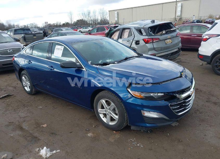 2019 Chevrolet Malibu 1FL (VIN 1G1ZC5ST4KF180613) main photo