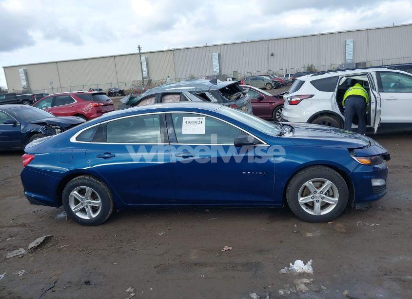 Photo 13 of 2019 Chevrolet Malibu 1FL (VIN 1G1ZC5ST4KF180613)