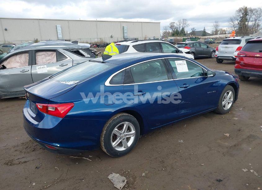 Photo 4 of 2019 Chevrolet Malibu 1FL (VIN 1G1ZC5ST4KF180613)