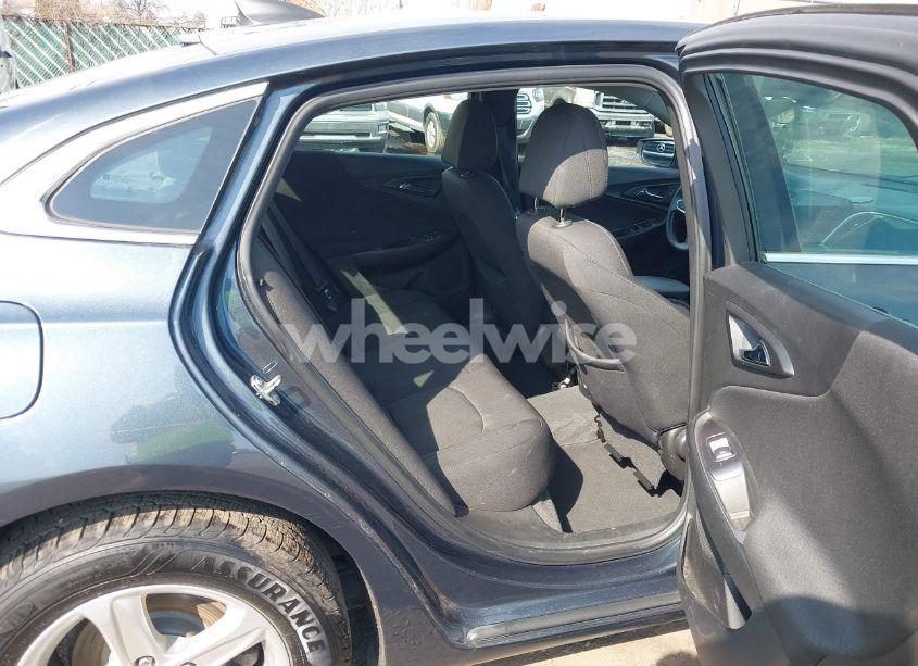 Photo 8 of 2019 Chevrolet Malibu 1FL (VIN 1G1ZC5ST4KF191014)