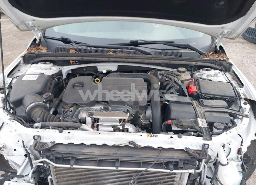 Photo 10 of 2020 Chevrolet Malibu FWD 1FL (VIN 1G1ZC5ST4LF099824)