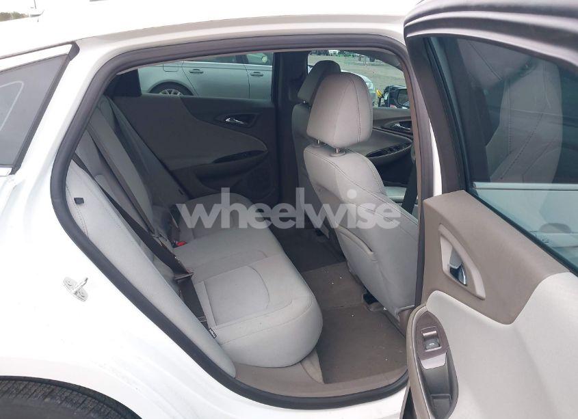 Photo 8 of 2020 Chevrolet Malibu FWD 1FL (VIN 1G1ZC5ST4LF099824)