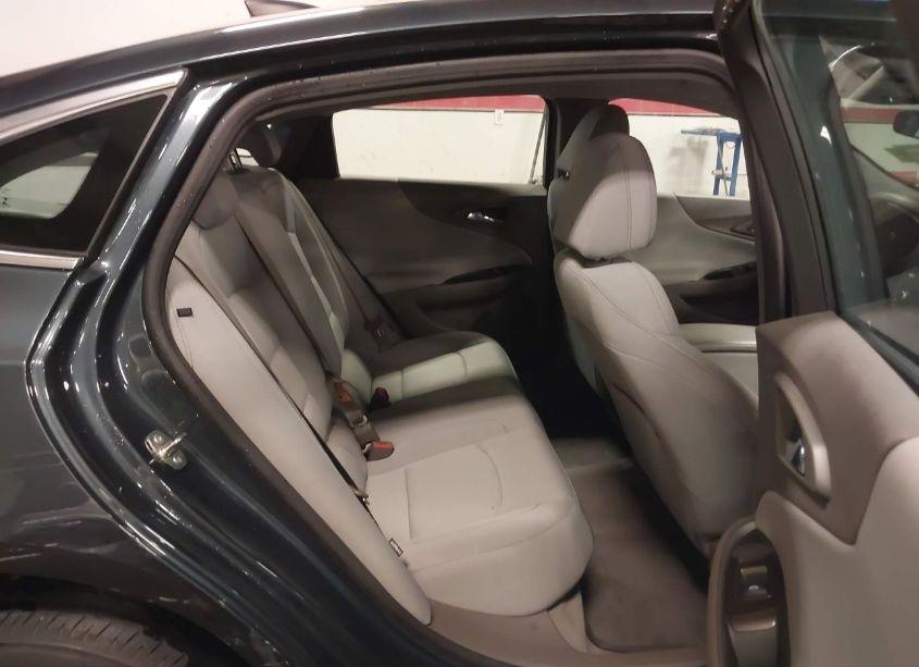 Photo 8 of 2020 Chevrolet Malibu FWD 1FL (VIN 1G1ZC5ST4LF106979)