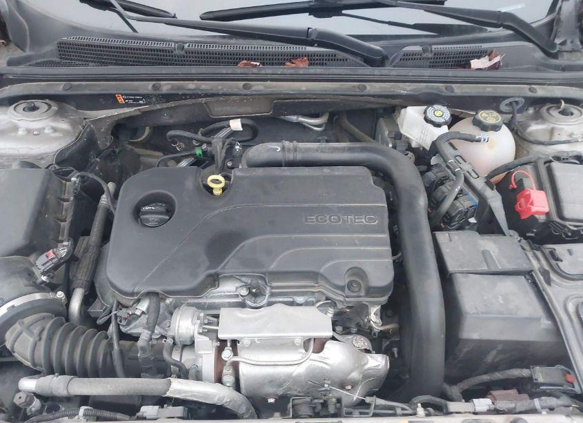 Photo 10 of 2023 Chevrolet Malibu FWD 1FL (VIN 1G1ZC5ST4PF118099)