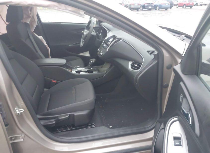 Photo 5 of 2023 Chevrolet Malibu FWD 1FL (VIN 1G1ZC5ST4PF118099)