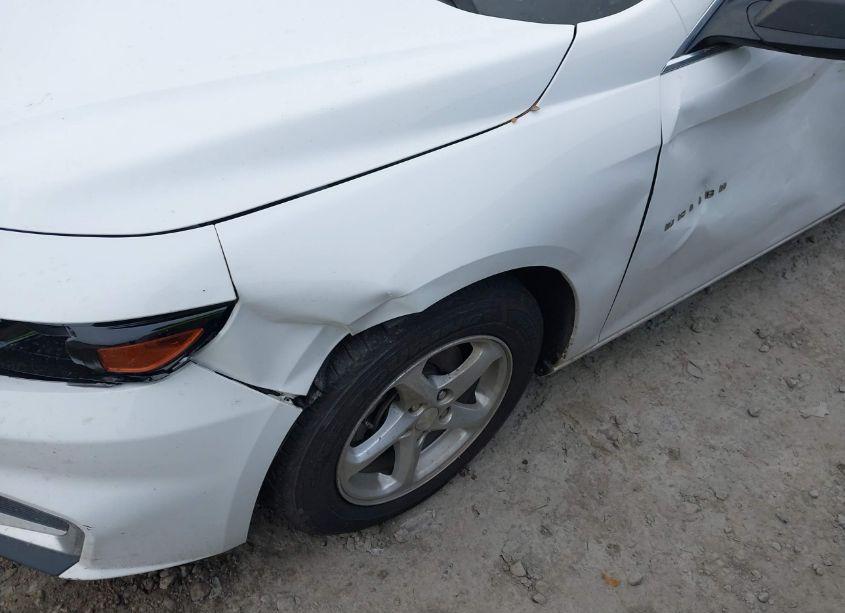 Photo 6 of 2018 Chevrolet Malibu 1FL (VIN 1G1ZC5ST5JF285305)