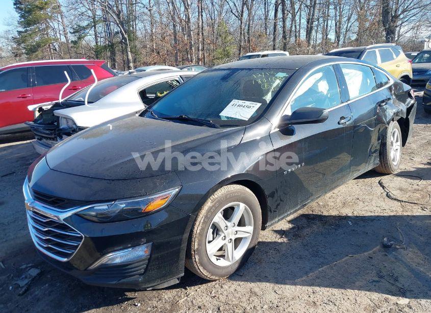 Photo 2 of 2022 Chevrolet Malibu FWD 1FL (VIN 1G1ZC5ST5NF184108)