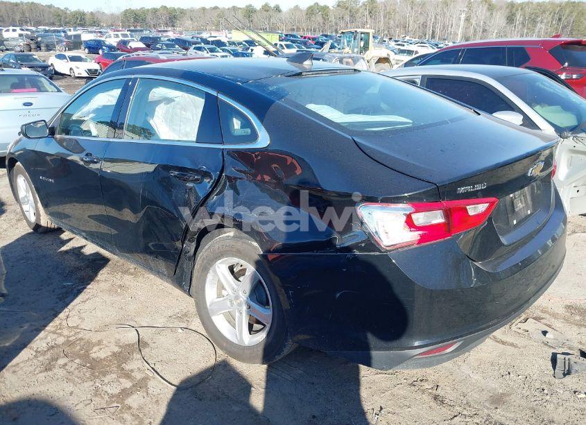 Photo 3 of 2022 Chevrolet Malibu FWD 1FL (VIN 1G1ZC5ST5NF184108)