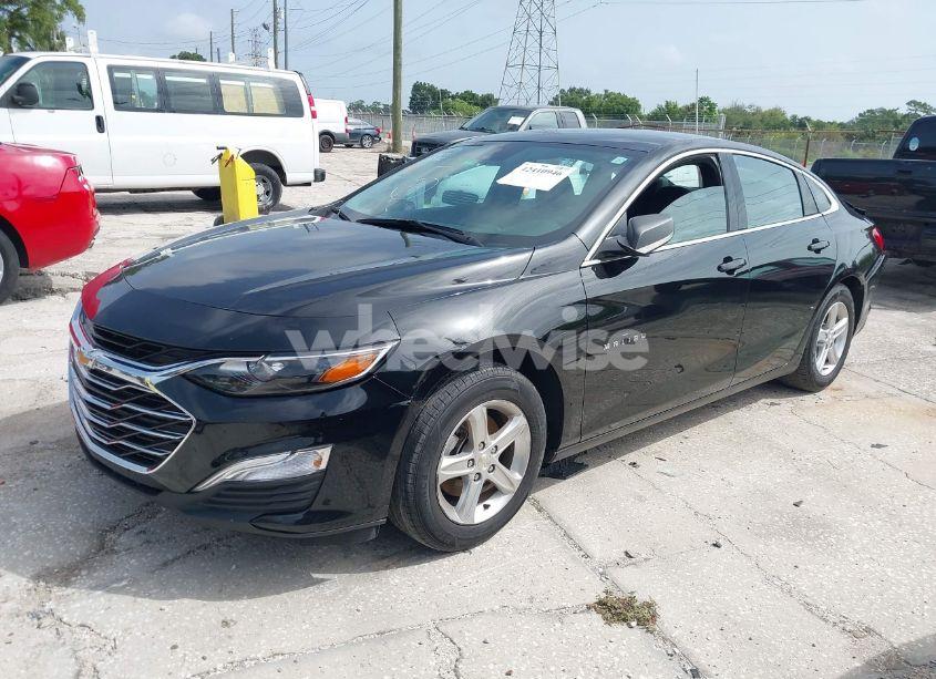 Photo 2 of 2023 Chevrolet Malibu FWD 1FL (VIN 1G1ZC5ST5PF123618)