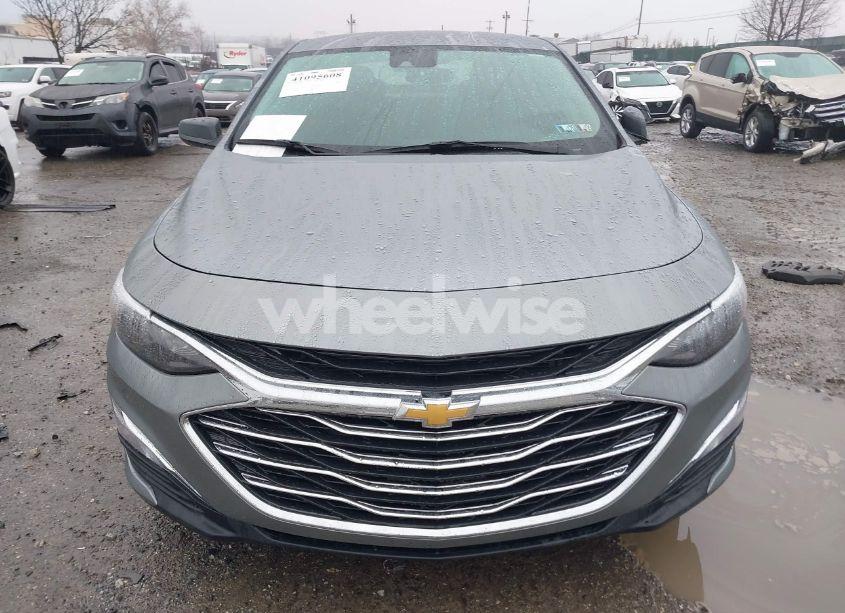 Photo 12 of 2024 Chevrolet Malibu FWD 1FL (VIN 1G1ZC5ST5RF231921)