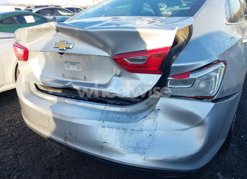 Photo 6 of 2017 Chevrolet Malibu 1FL (VIN 1G1ZC5ST6HF192156)