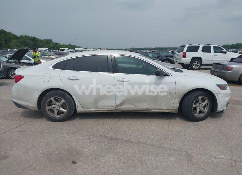 Photo 13 of 2017 Chevrolet Malibu 1FL (VIN 1G1ZC5ST6HF223342)