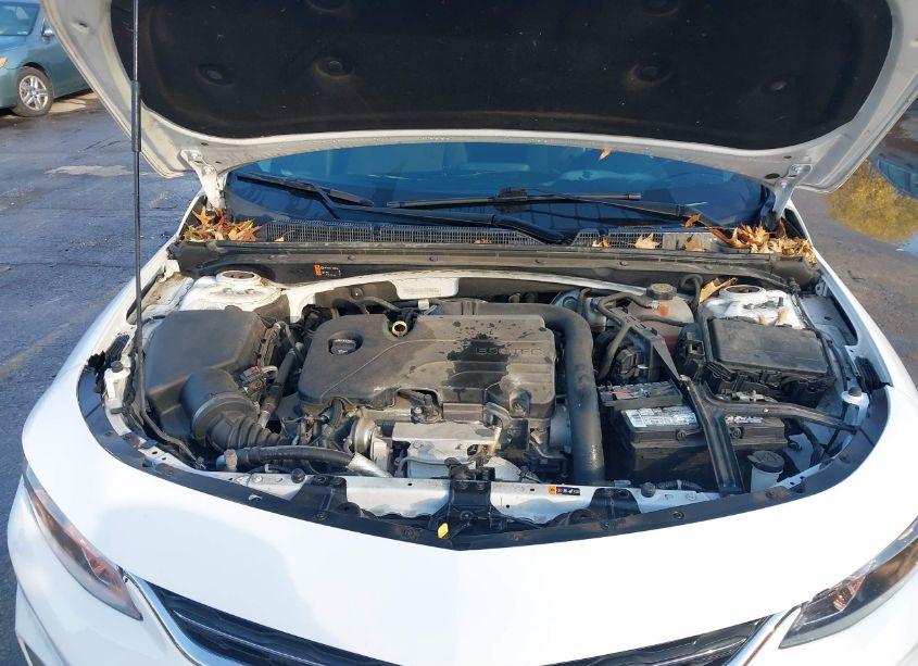 Photo 10 of 2018 Chevrolet Malibu 1FL (VIN 1G1ZC5ST6JF233830)