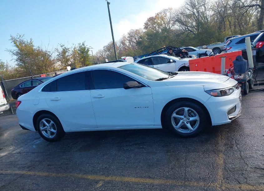 Photo 13 of 2018 Chevrolet Malibu 1FL (VIN 1G1ZC5ST6JF233830)