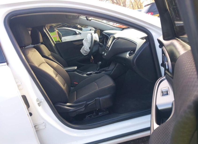 Photo 5 of 2018 Chevrolet Malibu 1FL (VIN 1G1ZC5ST6JF233830)