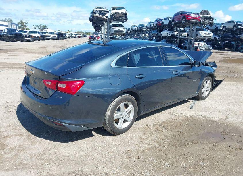 Photo 4 of 2020 Chevrolet Malibu FWD 1FL (VIN 1G1ZC5ST6LF058434)