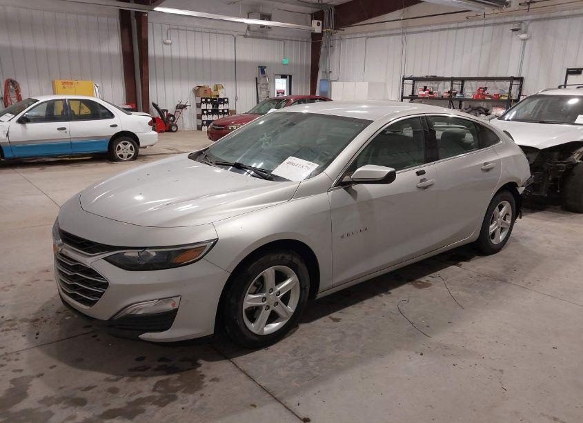 Photo 2 of 2020 Chevrolet Malibu FWD 1FL (VIN 1G1ZC5ST6LF140986)