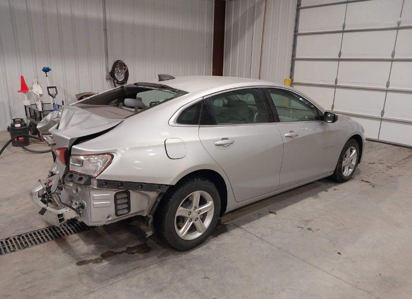 Photo 4 of 2020 Chevrolet Malibu FWD 1FL (VIN 1G1ZC5ST6LF140986)