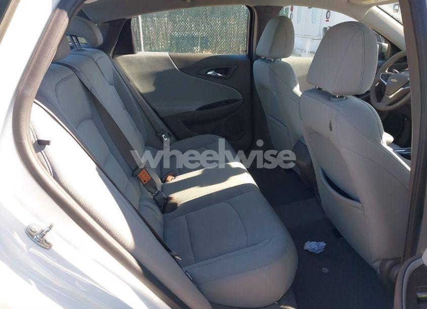 Photo 8 of 2022 Chevrolet Malibu FWD 1FL (VIN 1G1ZC5ST6NF165955)