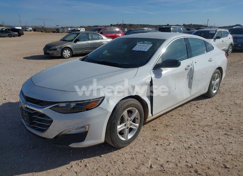 Photo 2 of 2023 Chevrolet Malibu FWD 1FL (VIN 1G1ZC5ST6PF247638)