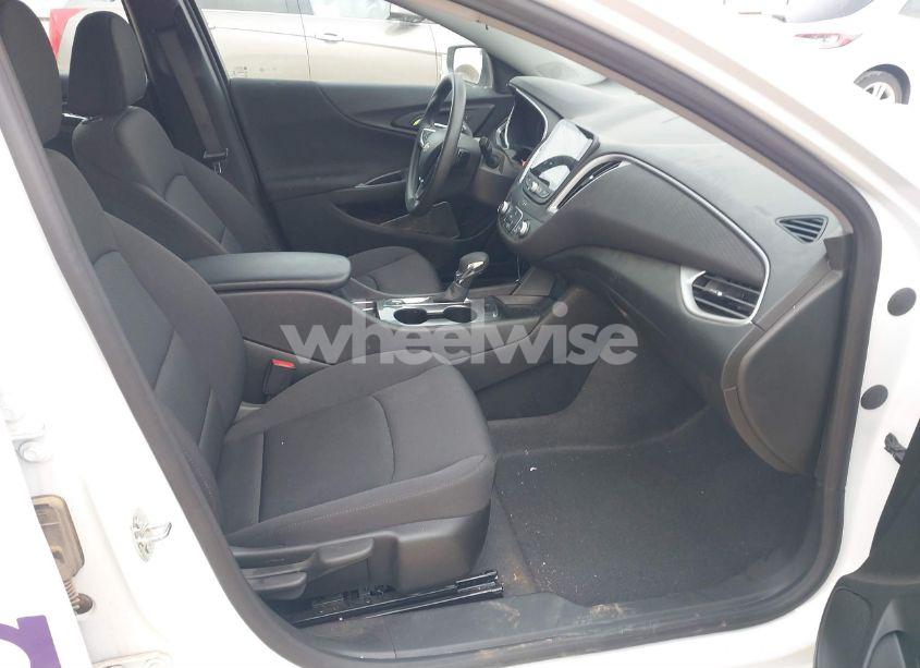 Photo 5 of 2023 Chevrolet Malibu FWD 1FL (VIN 1G1ZC5ST6PF247638)