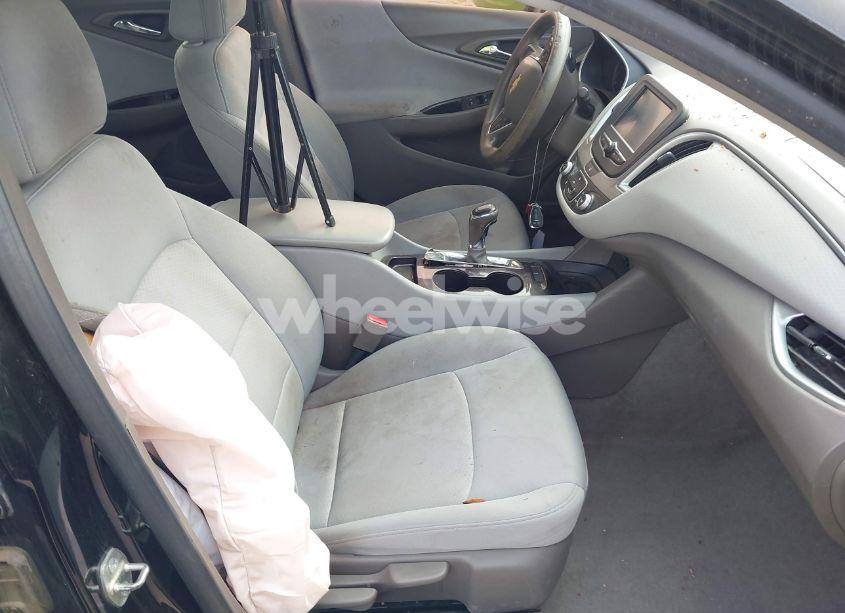 Photo 5 of 2016 Chevrolet Malibu 1FL (VIN 1G1ZC5ST7GF244294)