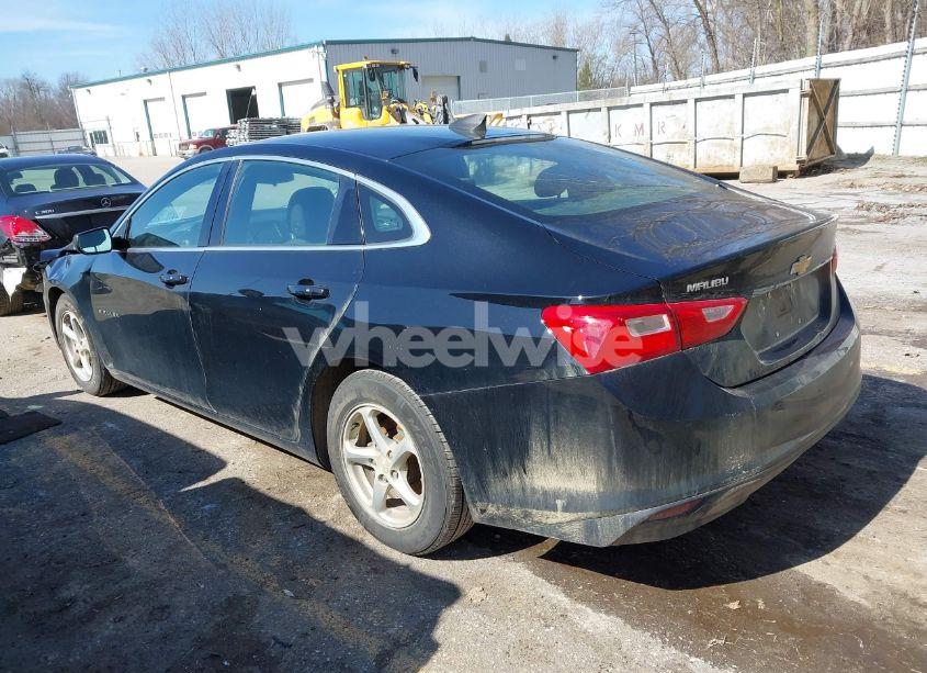 Photo 3 of 2018 Chevrolet Malibu 1FL (VIN 1G1ZC5ST7JF189434)