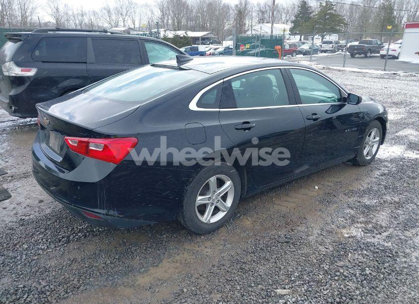 Photo 4 of 2020 Chevrolet Malibu FWD 1FL (VIN 1G1ZC5ST7LF040377)