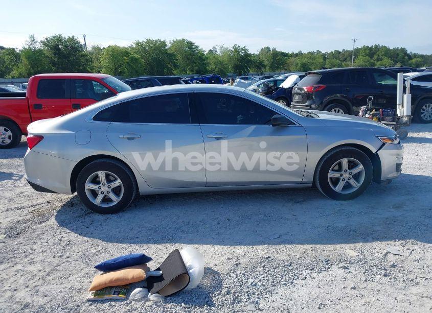 Photo 13 of 2020 Chevrolet Malibu FWD 1FL (VIN 1G1ZC5ST7LF143704)