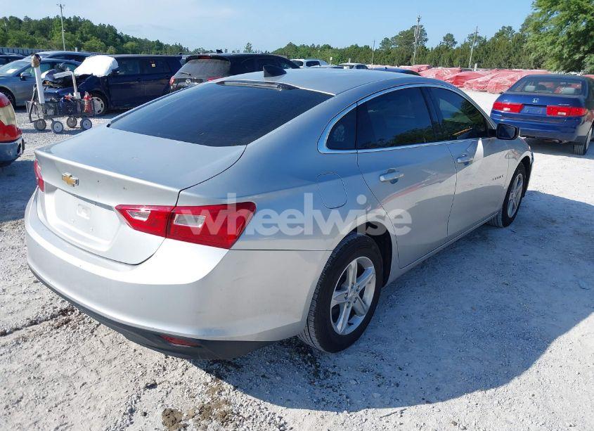 Photo 4 of 2020 Chevrolet Malibu FWD 1FL (VIN 1G1ZC5ST7LF143704)
