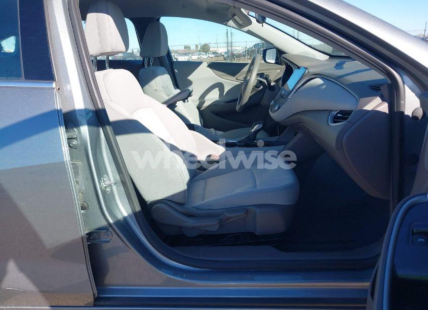 Photo 5 of 2023 Chevrolet Malibu FWD 1FL (VIN 1G1ZC5ST7PF157415)