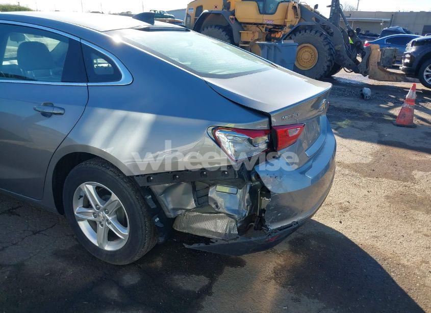 Photo 6 of 2023 Chevrolet Malibu FWD 1FL (VIN 1G1ZC5ST7PF157415)