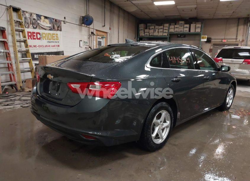 Photo 4 of 2017 Chevrolet Malibu 1FL (VIN 1G1ZC5ST8HF164617)