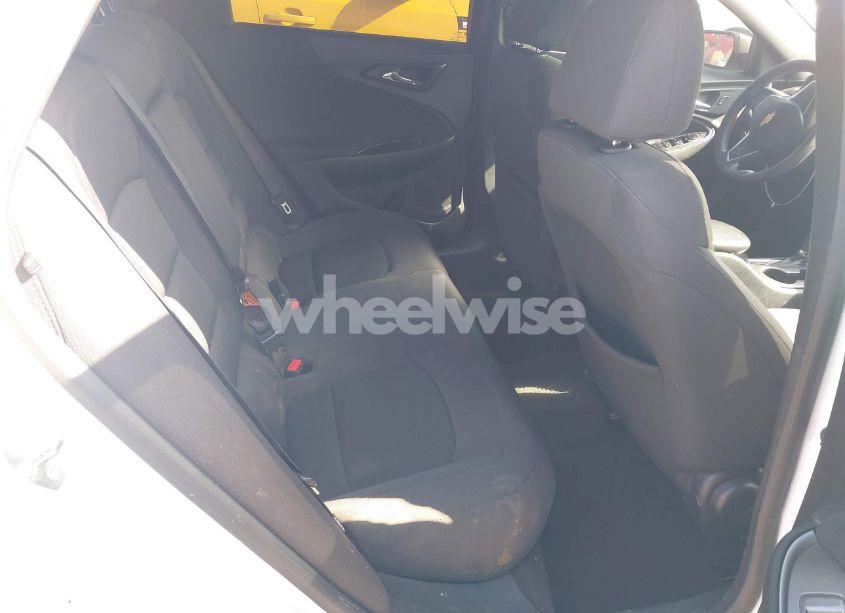 Photo 8 of 2017 Chevrolet Malibu 1FL (VIN 1G1ZC5ST8HF236335)