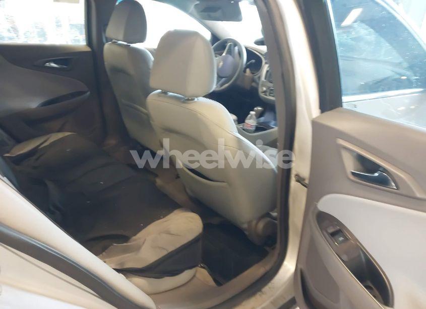 Photo 8 of 2019 Chevrolet Malibu 1FL (VIN 1G1ZC5ST8KF202290)