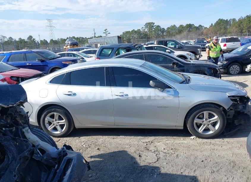 Photo 13 of 2020 Chevrolet Malibu FWD 1FL (VIN 1G1ZC5ST8LF003595)