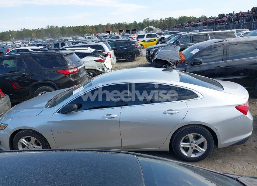 Photo 14 of 2020 Chevrolet Malibu FWD 1FL (VIN 1G1ZC5ST8LF003595)