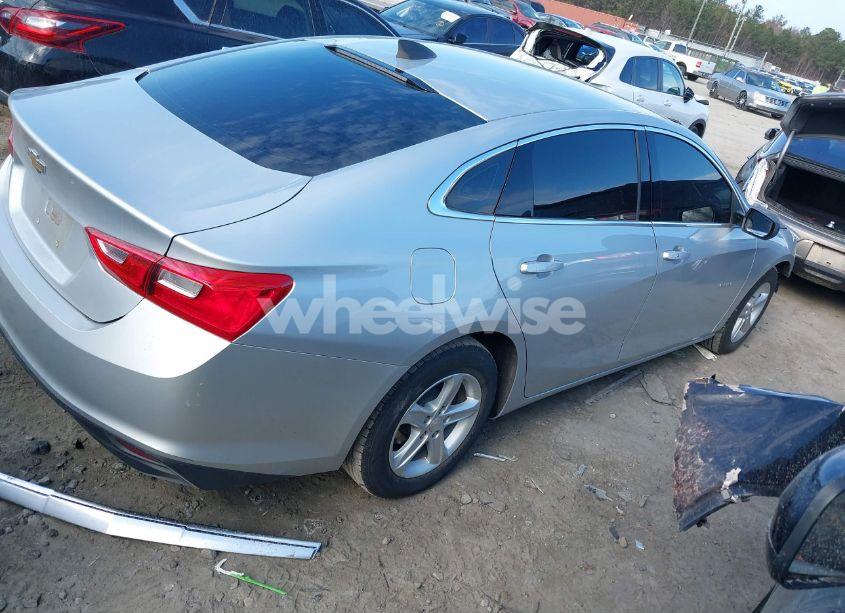 Photo 4 of 2020 Chevrolet Malibu FWD 1FL (VIN 1G1ZC5ST8LF003595)