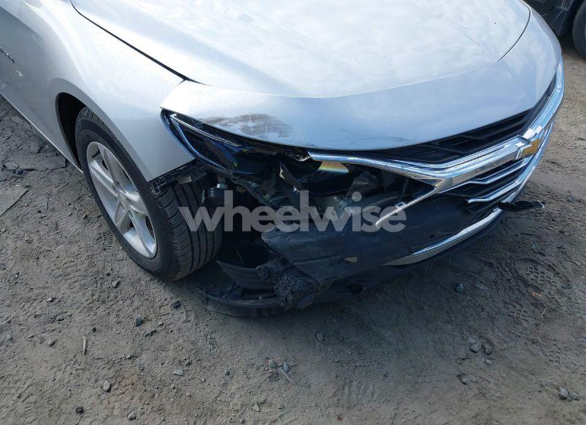Photo 6 of 2020 Chevrolet Malibu FWD 1FL (VIN 1G1ZC5ST8LF003595)