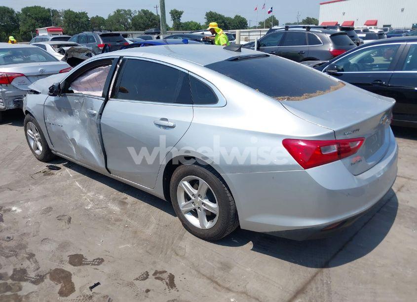 Photo 3 of 2020 Chevrolet Malibu FWD 1FL (VIN 1G1ZC5ST8LF075011)