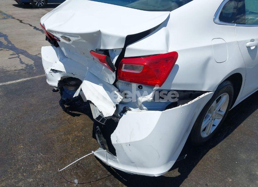Photo 6 of 2020 Chevrolet Malibu FWD 1FL (VIN 1G1ZC5ST8LF077793)