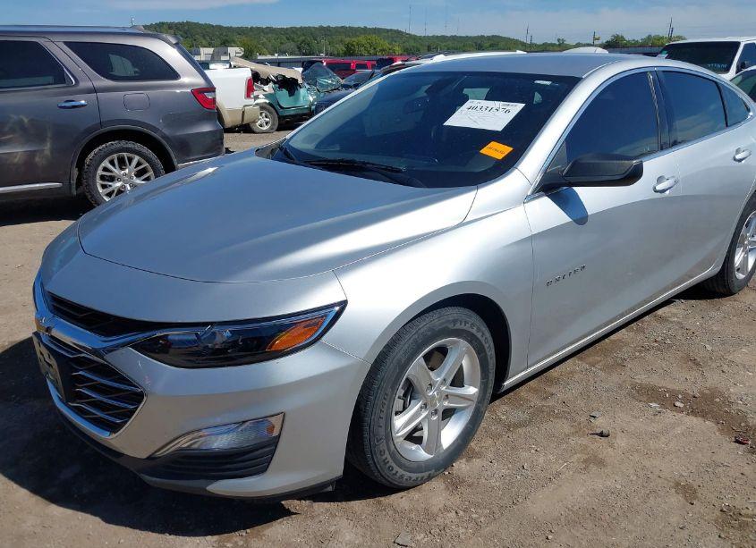 Photo 2 of 2020 Chevrolet Malibu FWD 1FL (VIN 1G1ZC5ST8LF105754)