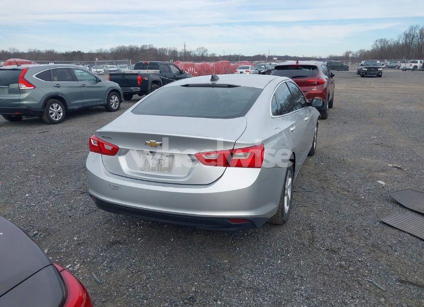 Photo 4 of 2020 Chevrolet Malibu FWD 1FL (VIN 1G1ZC5ST8LF141010)