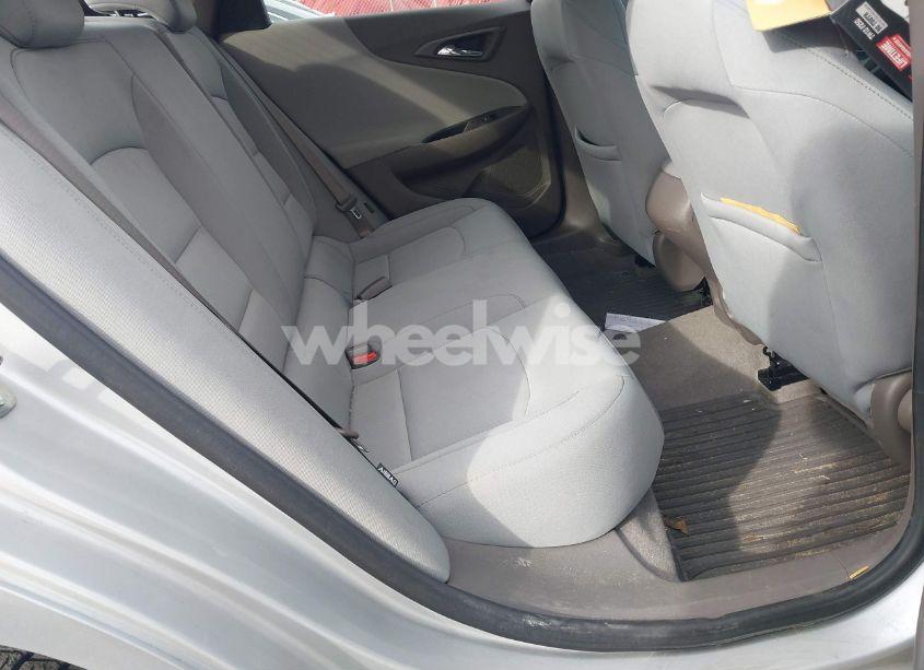 Photo 8 of 2020 Chevrolet Malibu FWD 1FL (VIN 1G1ZC5ST8LF141010)