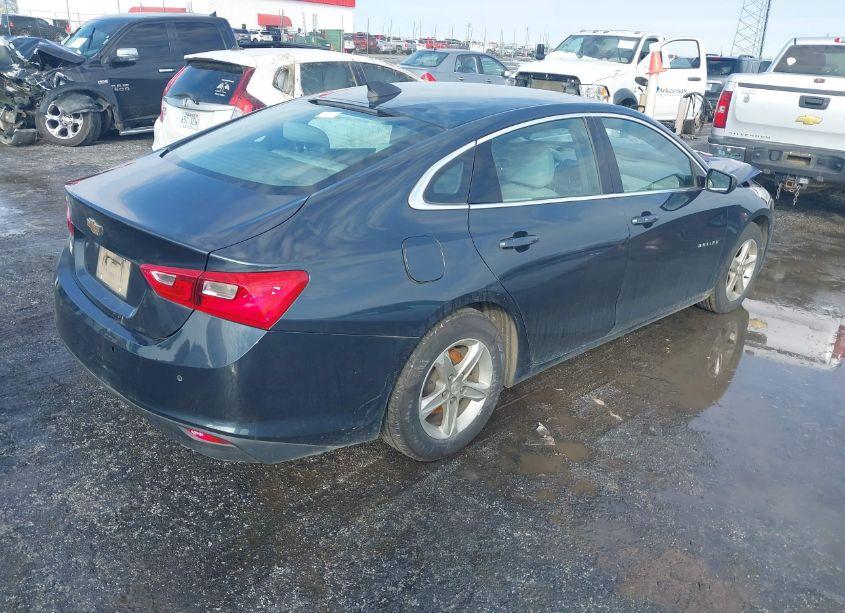 Photo 4 of 2020 Chevrolet Malibu FWD 1FL (VIN 1G1ZC5ST8LF145364)