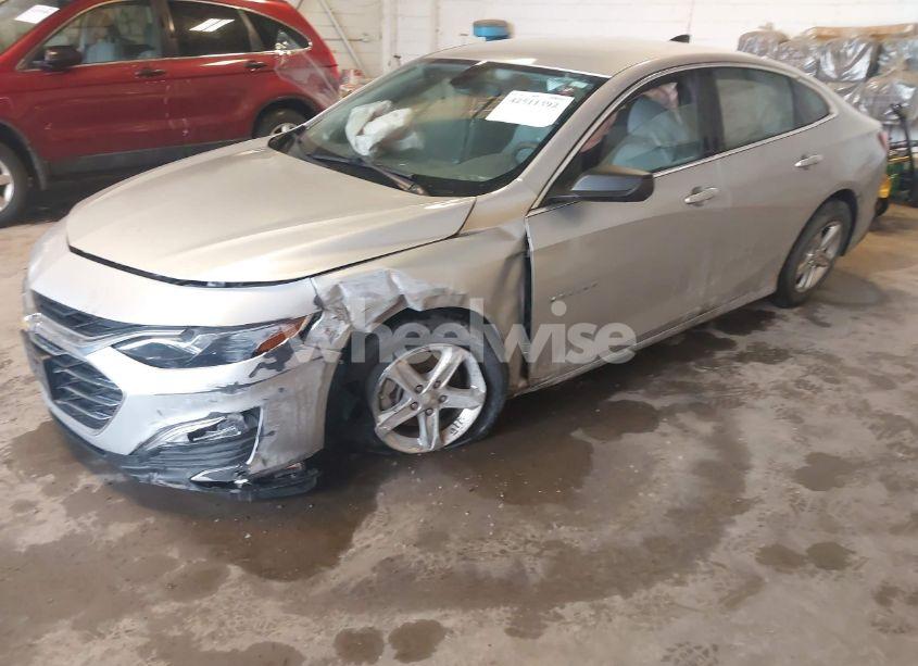 Photo 6 of 2021 Chevrolet Malibu FWD 1FL (VIN 1G1ZC5ST8MF061384)