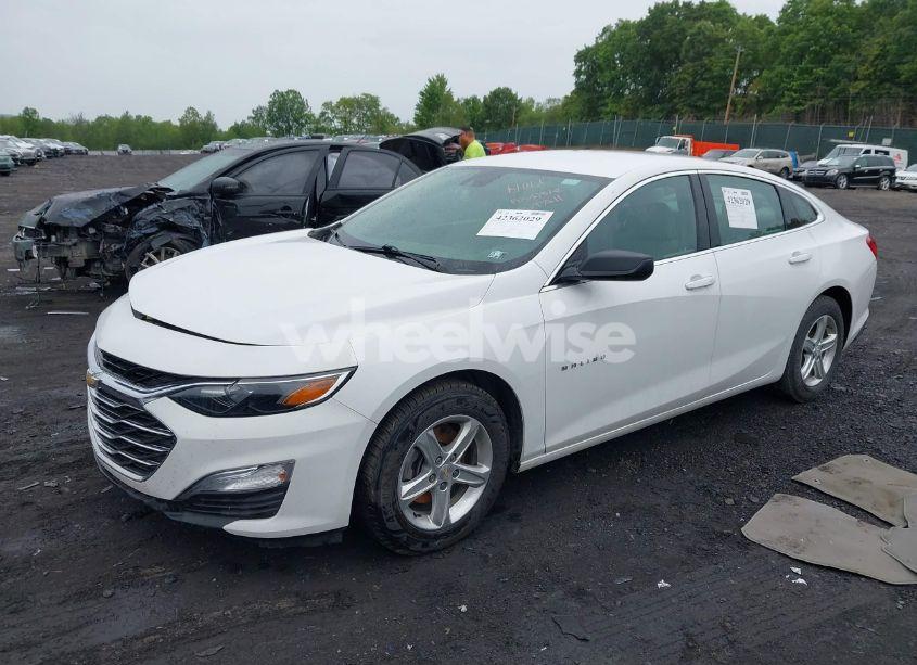Photo 2 of 2023 Chevrolet Malibu FWD 1FL (VIN 1G1ZC5ST8PF112032)
