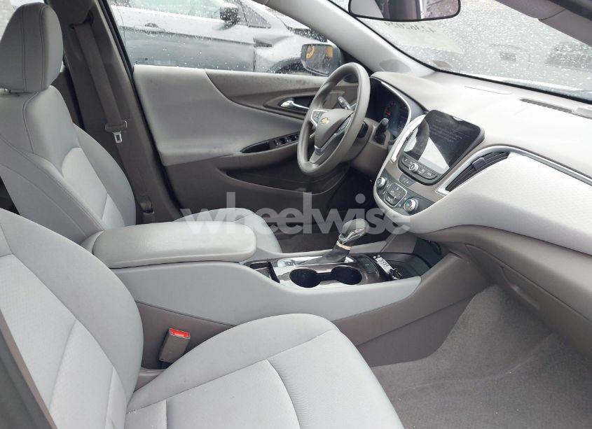 Photo 5 of 2023 Chevrolet Malibu FWD 1FL (VIN 1G1ZC5ST8PF112032)