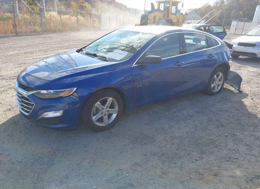 Photo 2 of 2023 Chevrolet Malibu FWD 1FL (VIN 1G1ZC5ST8PF152546)